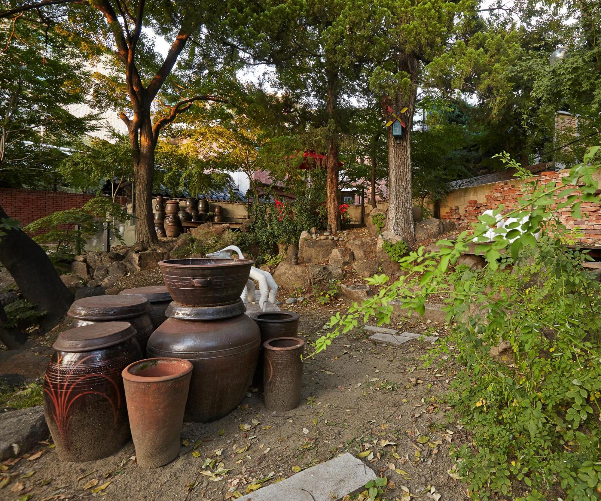 Jiwoljang Guesthouse Seoul Exterior photo
