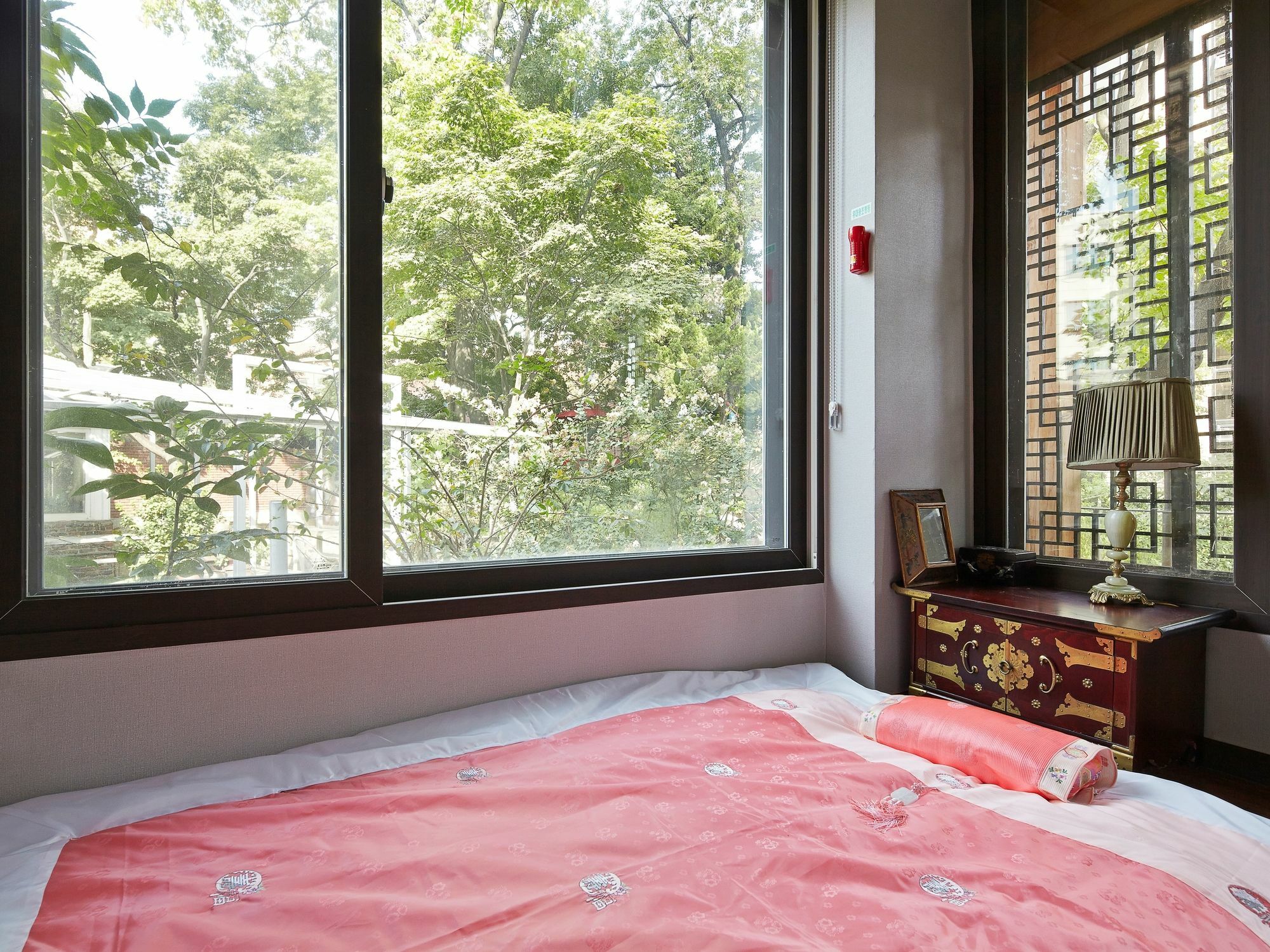 Jiwoljang Guesthouse Seoul Exterior photo